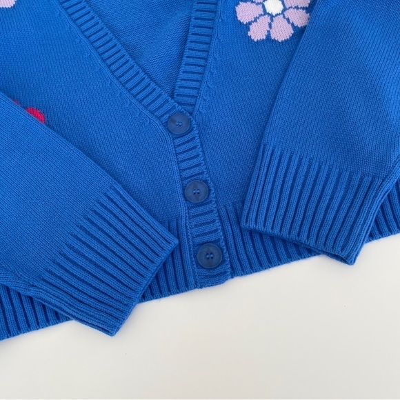 525 America Women’s Flower Knitted Cardigan - Picture 6 of 10